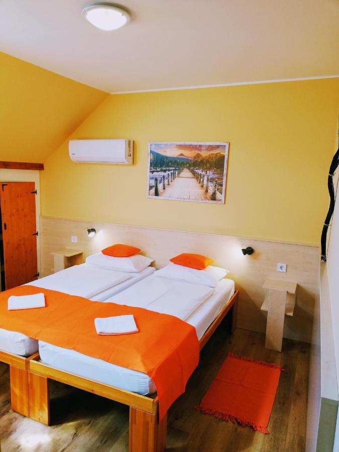 Lotuszvirag Vendeghaz Hotel Szekszárd Екстериор снимка